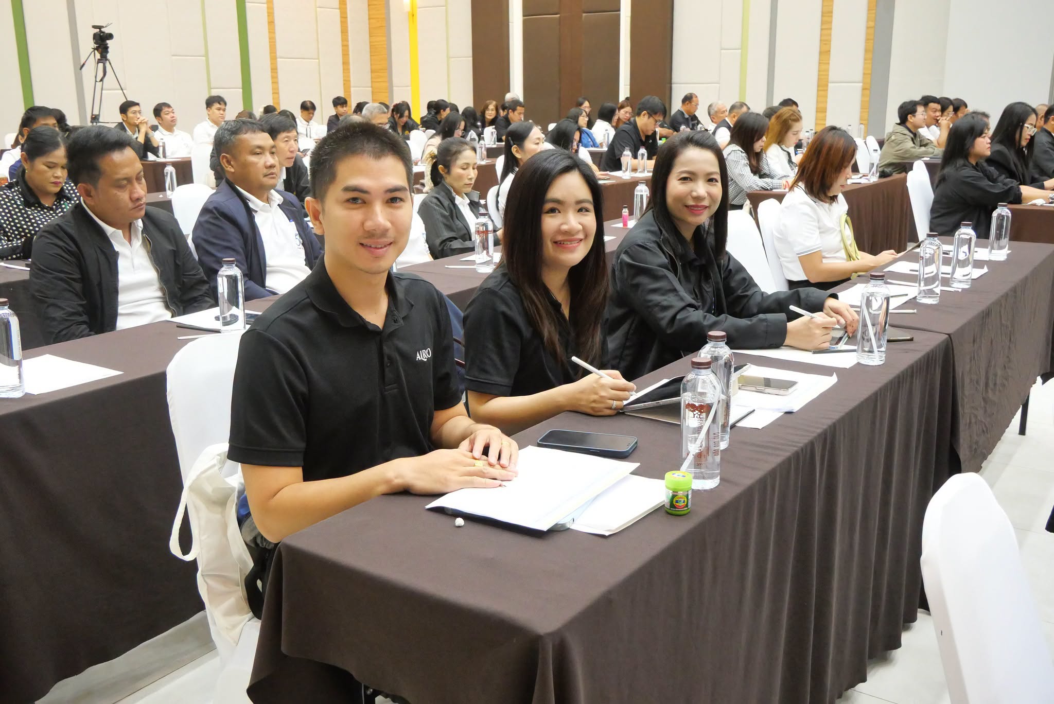 title - รองเลขาธิการ ส.ป.ก. ปิดโครงการสัมมนาฯ เดินหน้ายกระดับงานจัดที่ดิน-กองทุนฯ มุ่งเป้าขับเคลื่อนการดำเนินงานปี 2570